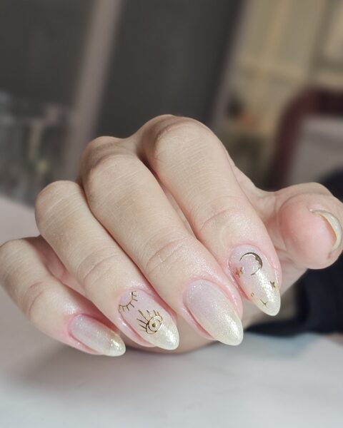 Nail design by Monise Borges